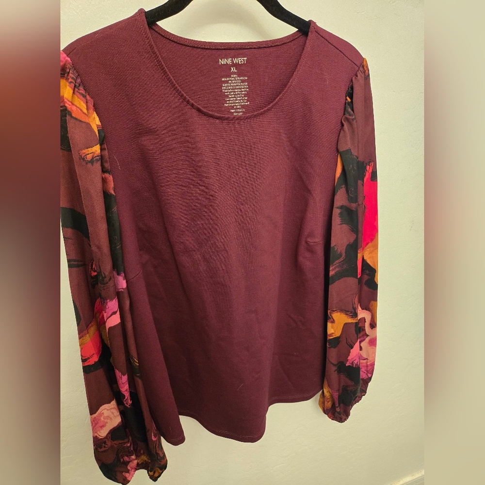 Nine West Women's Xl Mixed Media Maroon Top with Colorful Sleeves